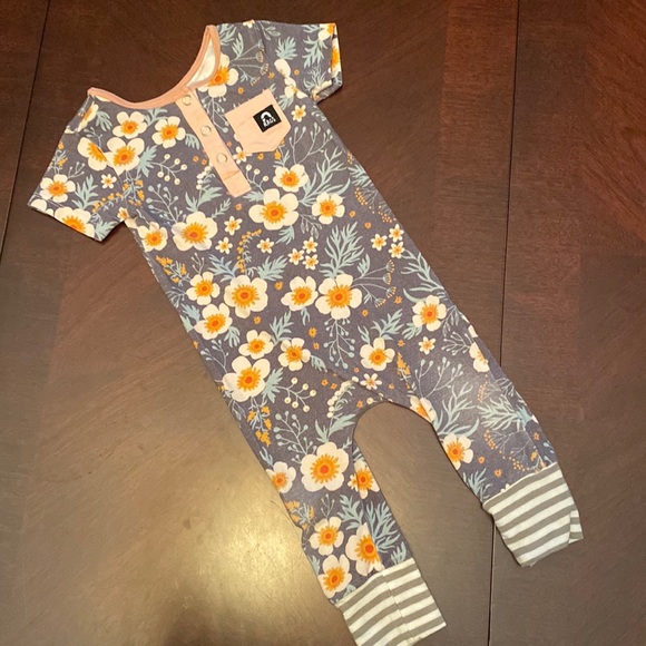 Rags to Raches Other - RAGS | Short sleeve Henley “Blue Poppy Floral — Coral sz 6-12 MO. EUC
